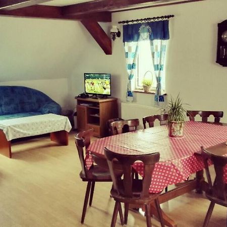 Chalupa U Tri Sovicek. Jetřichovice Esterno foto